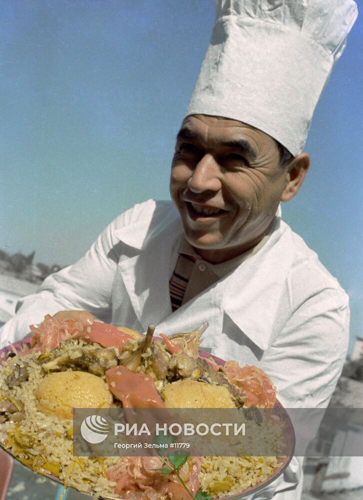 Мастер-повар ресторана "Ош" Мамаджан Азимов, 1978 г.