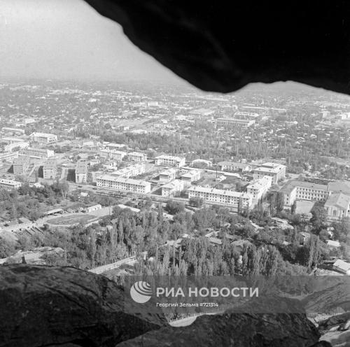 Вид на Ош с Сулейман горы, 1966 г.