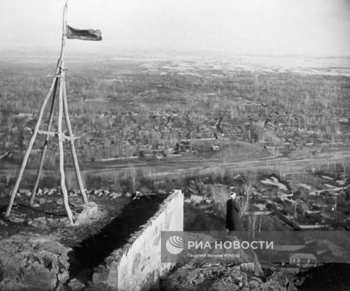 На вершине Сулейман горы, 1926 г.